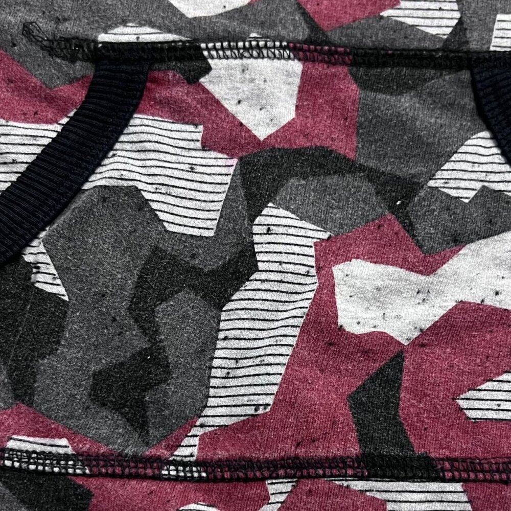 Art & Eden Sz 5 Red Black Grey Camouflage Sweatshirt - Picture 3 of 4